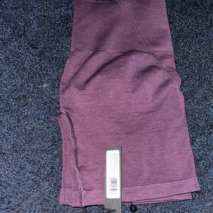 Oner active effortless shorts blackberry purple